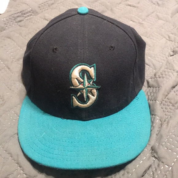 old school mariners hat